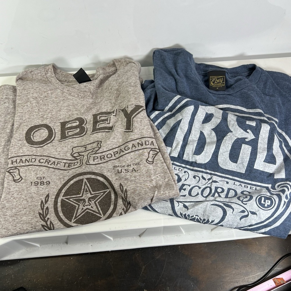 OBEY  T-Shirt Lot of 2 Men's Medium Brown & Blue  Short Sleeve